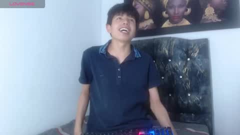 alex_it0 online show from April 20, 7:39 pm