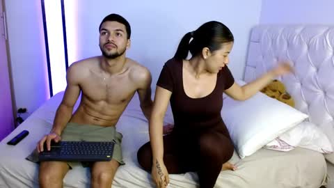 alex_jus1 online show from April 10, 12:49 am