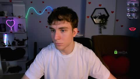 Alex online show from May 2, 9:04 am