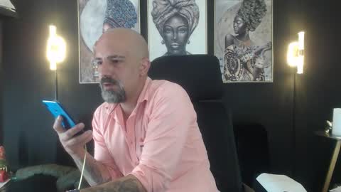 Alex Saints online show from February 19, 4:50 pm