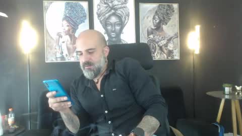 Alex Saints online show from May 15, 6:04 pm