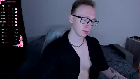 alex_silent online show from January 12, 12:45 pm