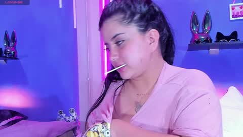 Snapshot of alexa_espinoza chatting on December 20, 6:13 pm Alexa online show from December 20, 6:13 pm