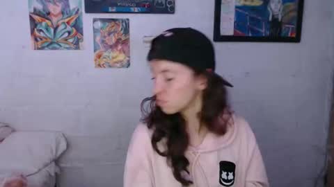 Alexa Blu3 online show from November 20, 1:15 am