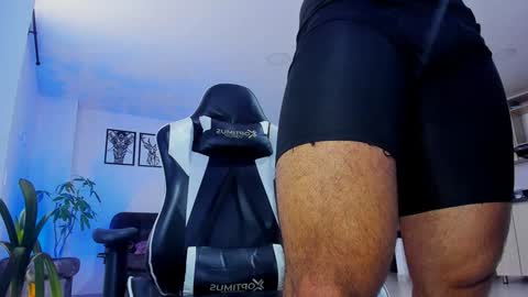 Snapshot of alexander_collin_ chatting on January 17, 1:03 pm Alex Collin online show from January 17, 1:03 pm