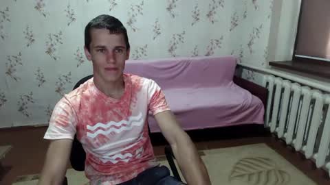 alexanderstrongs online show from July 31, 7:42 am