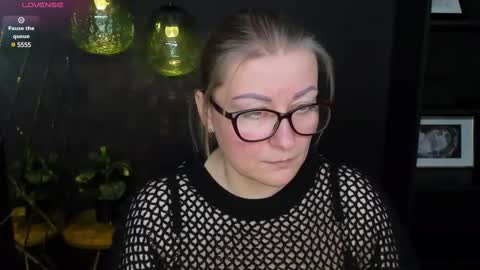 Alexandra online show from March 8, 8:46 pm