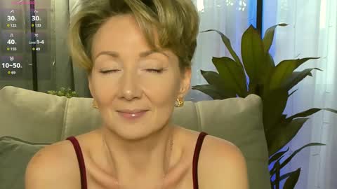 Snapshot of alexandrafix chatting on March 10, 12:49 pm Alexandra online show from March 10, 12:49 pm