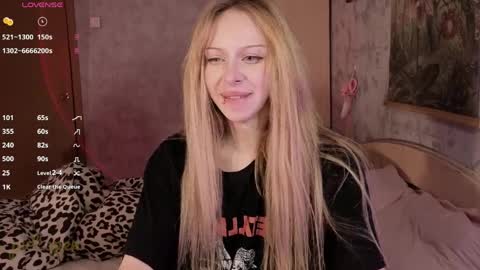 alexbellis online show from April 3, 2:18 am