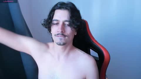 alexfloreszzz online show from March 19, 10:04 pm