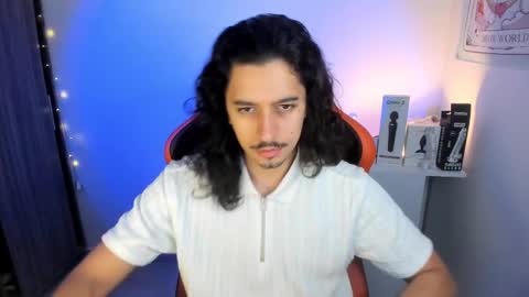 alexfloreszzz online show from March 10, 11:12 am