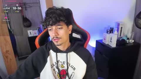 alexfloreszzz online show from September 12, 1:46 pm