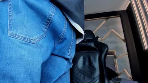 Alex online show from February 25, 11:32 am