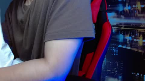 alexgiraldo__ online show from April 30, 11:59 am