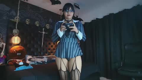 Alex online show from November 5, 6:54 pm