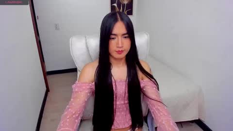 Snapshot of alexia_dussan chatting on September 19, 6:44 pm alexia_dussan online show from September 19, 6:44 pm