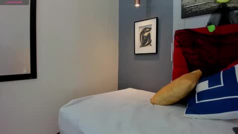 Alexia online show from October 11, 2:11 pm