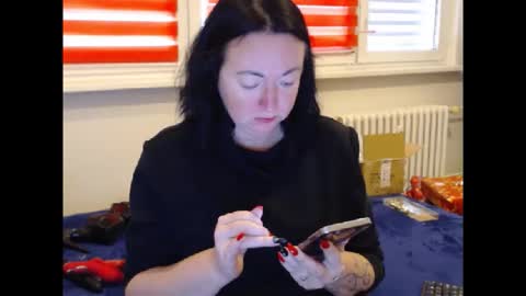 alexie33 online show from December 17, 11:06 am