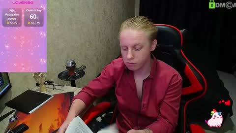 Snapshot of alexis_gordon chatting on September 12, 5:59 pm Alexis online show from September 12, 5:59 pm
