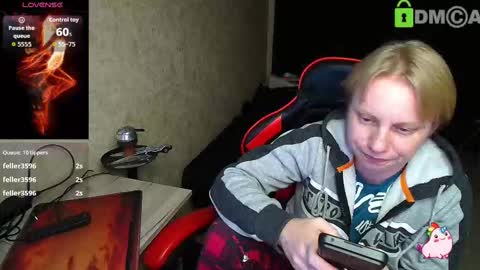 Snapshot of alexis_gordon chatting on October 14, 8:23 pm Alexis online show from October 14, 8:23 pm