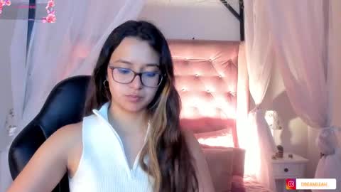 alexis_scott__ online show from June 5, 4:08 am