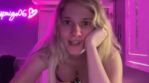 alexispaige06 online show from February 10, 5:05 pm