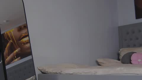 Alexis online show from November 25, 7:40 am