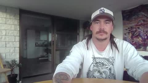 Alex online show from April 18, 4:47 am