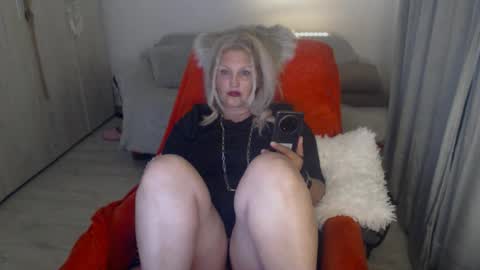 Jhoa online show from May 20, 2:19 am