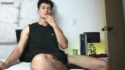Alex online show from June 18, 10:04 pm