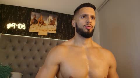 Snapshot of alfaygama chatting on September 20, 2:14 am NaughtyDuox online show from September 20, 2:14 am