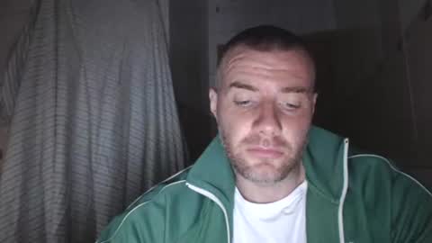 alfiesolomons87 online show from March 18, 7:53 pm