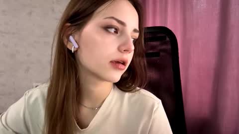 Alice online show from October 29, 9:11 am