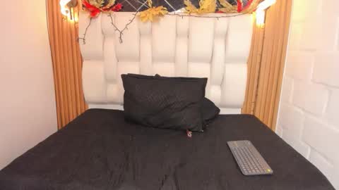 ali_dl online show from December 16, 10:16 pm