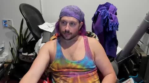 Luke online show from December 4, 2:44 am