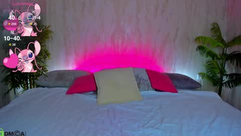 alic_black online show from February 17, 12:31 am