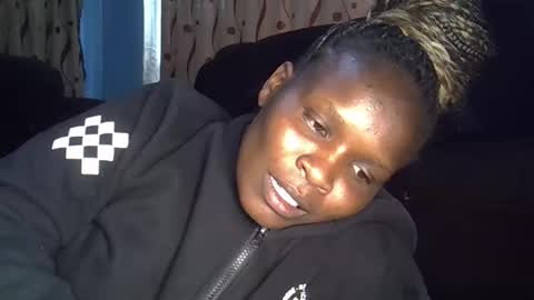 alic_crazy online show from February 3, 6:22 am