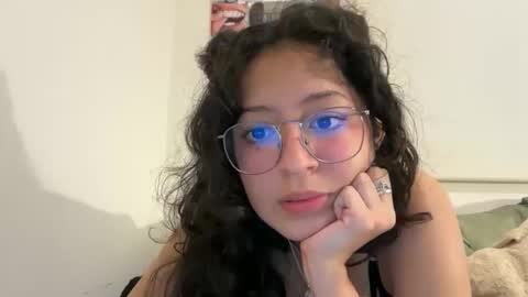 alicatcua online show from April 4, 3:02 am