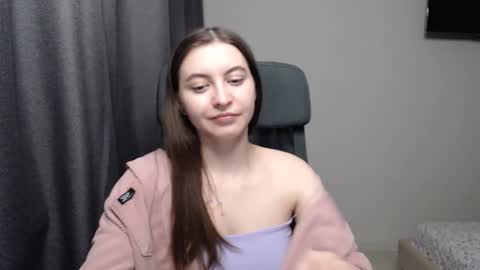 Snapshot of alice_________________________ chatting on February 19, 1:18 am Alice online show from February 19, 1:18 am
