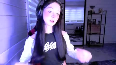 Alice Aris online show from February 26, 3:10 pm