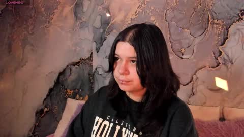 Mey online show from November 28, 9:33 pm