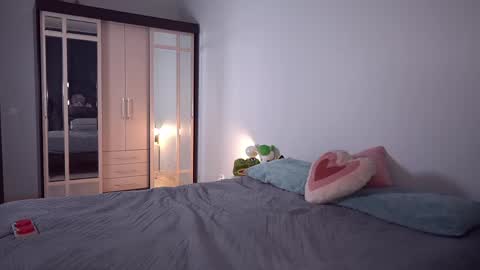 DONT YOU DARE NOT SEEING MY BIRTHDAY STREAM NOVEMBER 12 ILL BE 21 1400 GMT-5  CHECK MY LOVENSE WISHLIST online show from April 3, 8:05 pm