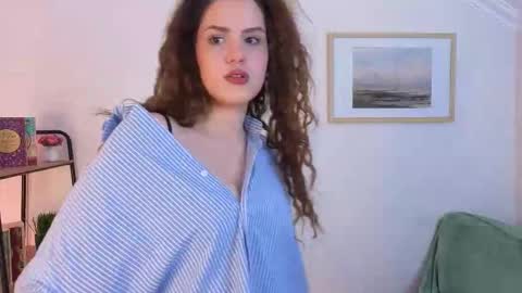 alice_johnsons_ online show from March 15, 8:23 pm