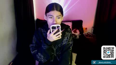 alice_m00nn online show from February 16, 11:38 am