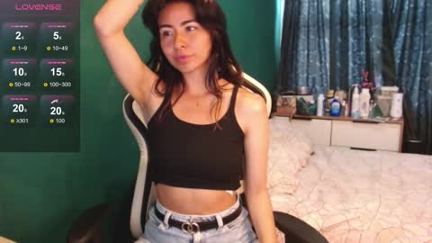 Alice online show from December 3, 4:40 pm