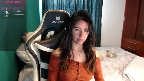Alice online show from May 21, 4:24 pm