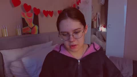 Alice online show from March 20, 4:50 am