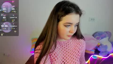 Snapshot of alice_next_door_ chatting on October 16, 2:49 pm Alice online show from October 16, 2:49 pm