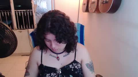 Alicia Aldara online show from December 16, 10:21 am