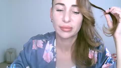 Alice Sewx online show from September 26, 2:03 pm